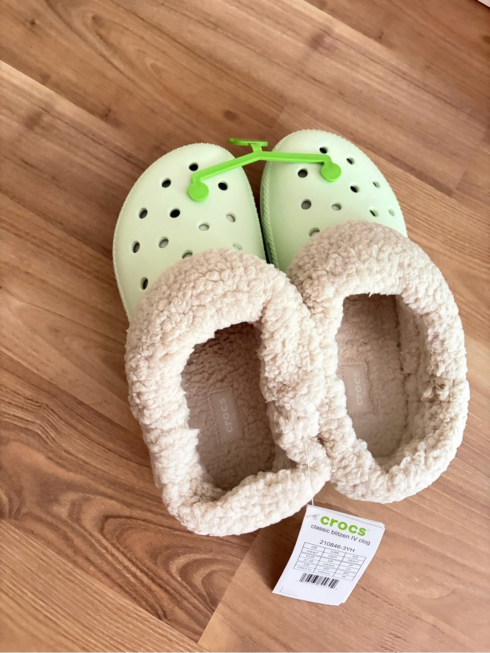 CROCS Women Lined Classic Clog in Light Green with Cream Lining